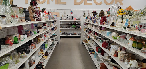 Thrift Store «Olympia Goodwill», reviews and photos, 400 Cooper Point Rd SW, Olympia, WA 98502, USA