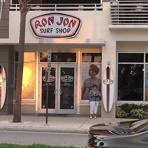Clothing Store «Ron Jon Surf Shop», reviews and photos, 377 Mandalay Ave, Clearwater Beach, FL 33767, USA