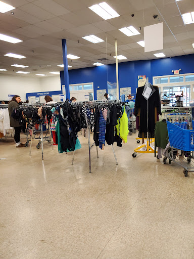 Thrift Store «Goodwill Industries Store & Donation Center», reviews and photos, 720 Hoosick Rd, Troy, NY 12180, USA