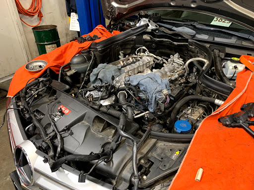 Auto Repair Shop «Specialized Auto Inc.», reviews and photos, 2415 Chanticleer Ave, Santa Cruz, CA 95062, USA