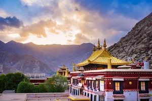 Sera Monastery image