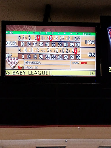 Bowling Alley «AMF Deer Valley Lanes», reviews and photos, 2902 W Thunderbird Rd, Phoenix, AZ 85053, USA