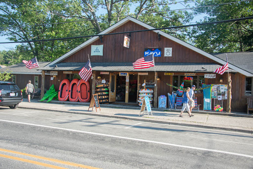 Variety Store «Totem Shop», reviews and photos, 6521 Western Ave, Glen Arbor, MI 49636, USA