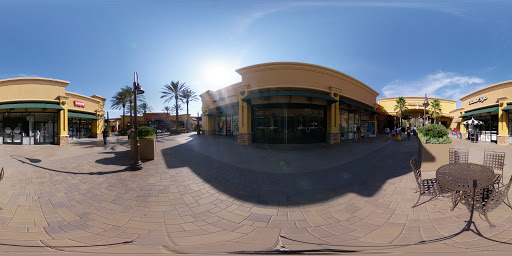 Shopping Mall «Desert Hills Premium Outlets», reviews and photos, 48400 Seminole Dr, Cabazon, CA 92230, USA