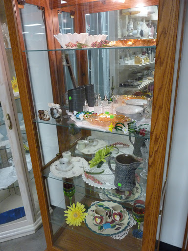 Thrift Store «Sheriffs Ranches Enterprises, Inc. Thrift Store», reviews and photos, 27900 US-27 #112, Leesburg, FL 34748, USA