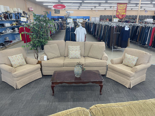 Thrift Store «Grace Centers of Hope Thrift Store», reviews and photos, 5919 Highland Rd, Waterford Twp, MI 48327, USA