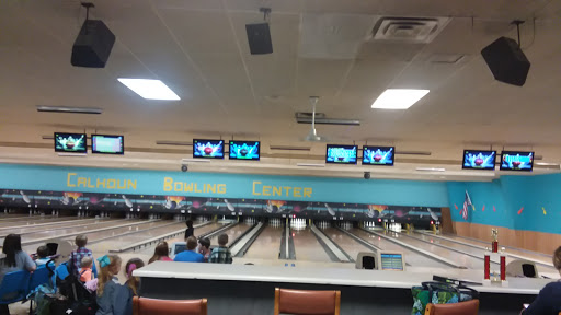 Bowling Alley «Calhoun Bowling Center», reviews and photos, 123 Columbus Cir NE, Calhoun, GA 30701, USA