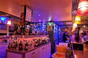 Restaurante Disco Pub Tamarindo image