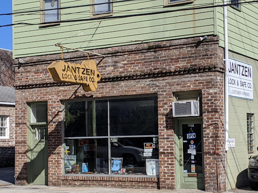 Locksmith «Jantzen Lock & Safe Co», reviews and photos, 276 Meeting St, Charleston, SC 29401, USA