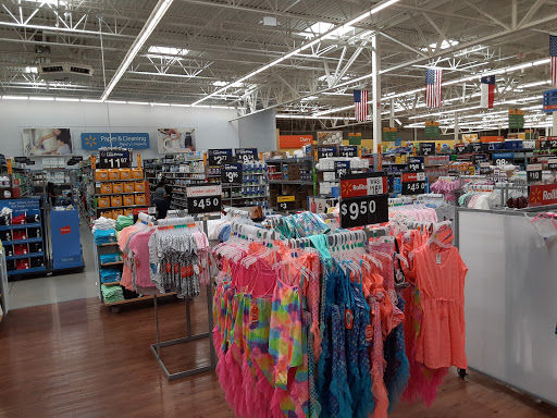 Discount Store «Walmart», reviews and photos, 8538 Interstate 35 Access Rd, San Antonio, TX 78211, USA