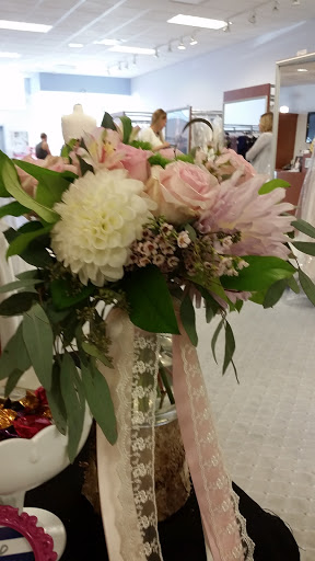 Bridal Shop «Alfred Angelo Bridal», reviews and photos, 3763 28th St SE b, Grand Rapids, MI 49512, USA