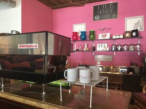 Thrift Store «Lotus House Thrift Chic Boutique», reviews and photos, 2040 NW 7th Ave, Miami, FL 33127, USA