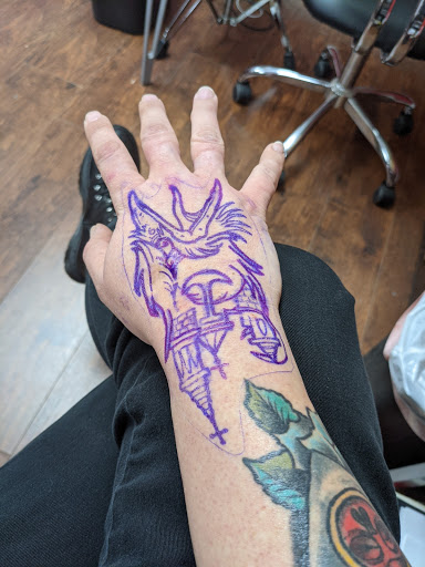 Body Piercing Shop «One Shot Studio», reviews and photos, 2988 Solomons Island Rd, Edgewater, MD 21037, USA