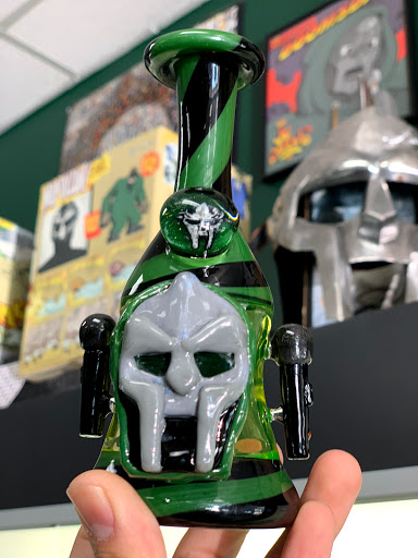 Glass Blower «ZZYZX Smoke Shop», reviews and photos, 2127 Pickwick Dr, Camarillo, CA 93010, USA