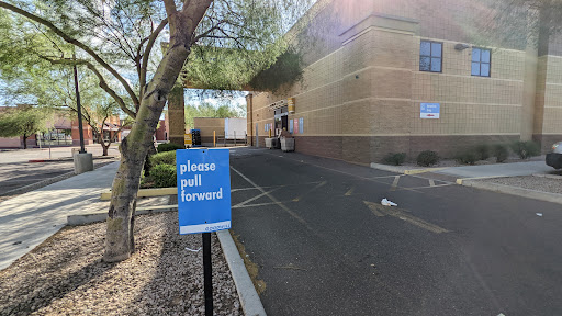 Thrift Store «Grand & Mountain View Goodwill Retail Store & Donation Center», reviews and photos, 14063 W Grand Ave, Surprise, AZ 85374, USA