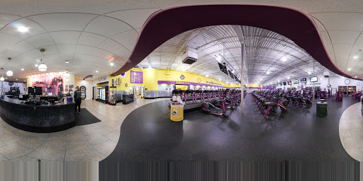 Gym «Planet Fitness - Meriden, CT», reviews and photos, 454 S Broad St, Meriden, CT 06450, USA