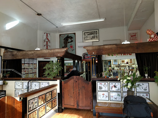 Tattoo Shop «Lombard Street Tattoo», reviews and photos, 8937 N Lombard St, Portland, OR 97203, USA