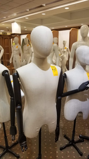 Department Store «Century 21 Department Store», reviews and photos, 1 N Park Pl, Morristown, NJ 07960, USA