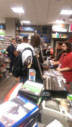 Video Game Store «GameStop», reviews and photos, 1100 S Hayes St #230, Arlington, VA 22202, USA