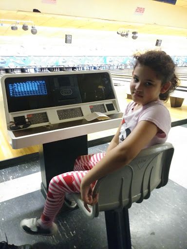 Bowling Alley «West Hunterdon Lanes», reviews and photos, 1089 NJ-12, Frenchtown, NJ 08825, USA