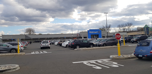 Shopping Mall «Berkshire Shopping Center», reviews and photos, 67 Newtown Rd, Danbury, CT 06810, USA