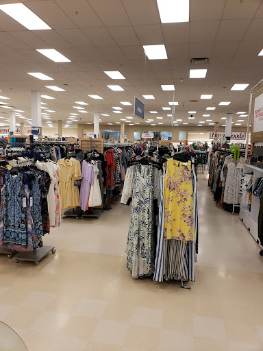 Department Store «Marshalls & HomeGoods», reviews and photos, 1120 Lake Woodlands Dr, The Woodlands, TX 77380, USA