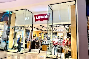 Levi's image