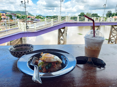 ร้านมุมสะแก อุทัยธานี