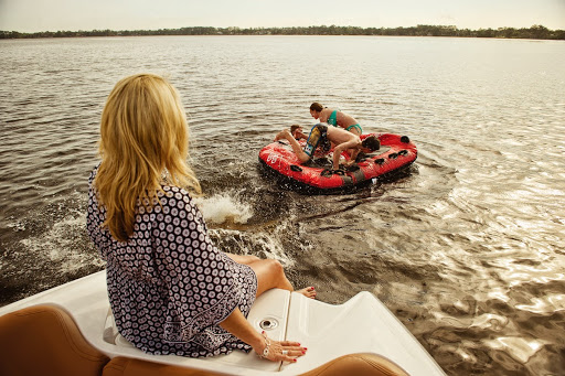 Boat Dealer «Norcal MasterCraft Sacramento - Service Center», reviews and photos, 1100 Richards Blvd, Sacramento, CA 95811, USA