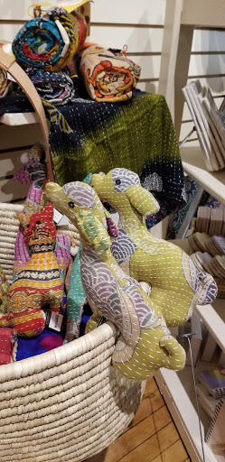 Gift Shop «Ten Thousand Villages», reviews and photos, 719 Main St, Evanston, IL 60202, USA