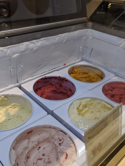 Haagen Dazs Ice Cream Shop