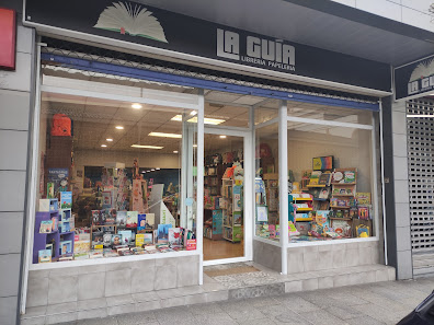 La Guía Libraría Papelaría Rúa de Sanjurjo Badía, 108, bajo, Teis, 36207 Vigo, Pontevedra, España