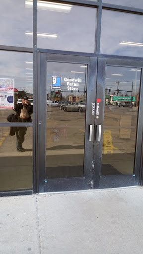 Thrift Store «Goodwill Englewood», reviews and photos, 4160 S Broadway, Englewood, CO 80113, USA