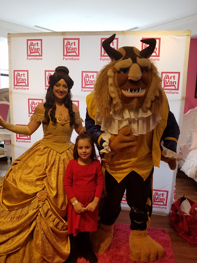 Furniture Store «Art Van Furniture - Royal Oak», reviews and photos, 32301 Woodward Ave, Royal Oak, MI 48073, USA