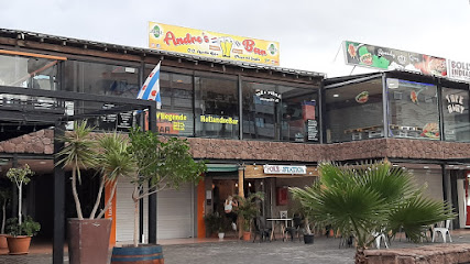 Andre,s Vliegende Hollandse bar - Av. de Tenerife, 5, 35100 San Bartolomé de Tirajana, Las Palmas, Spain