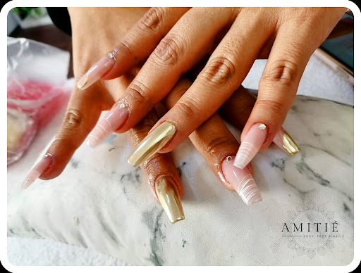 Amitie body, face and nails