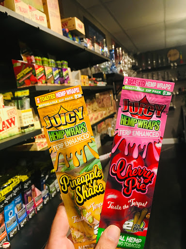 Tobacco Shop «Kush Cloud Smoke Shop», reviews and photos, 2118 W Busch Blvd, Tampa, FL 33612, USA