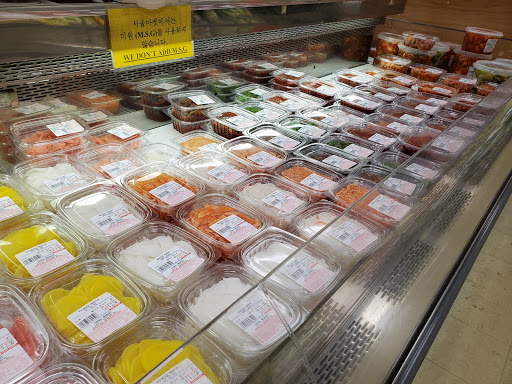 Korean Grocery Store «Seoul Supermarket», reviews and photos, 1204 W Dundee Rd, Buffalo Grove, IL 60089, USA