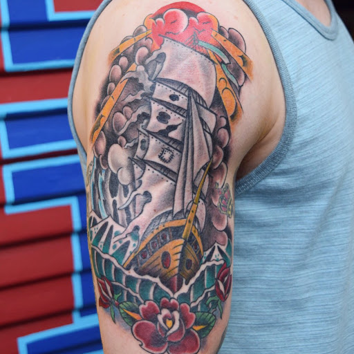 Tattoo Shop «Freaks and Geeks Tattoo Studio», reviews and photos, 5014 NE 24th Ave, Portland, OR 97211, USA