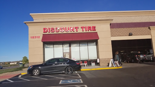 Tire Shop «Discount Tire Store - Parker, CO», reviews and photos, 18312 Lincoln Ave, Parker, CO 80134, USA
