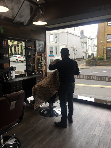Reviews of HILLS BARBERS PLYMOUTH in Plymouth - Barber shop