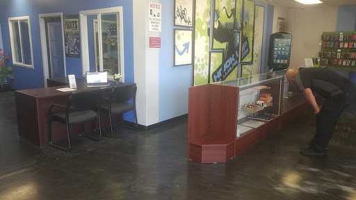 Cell Phone Store «HookUp Cellular», reviews and photos, 3126 W Thomas Rd #104, Phoenix, AZ 85017, USA