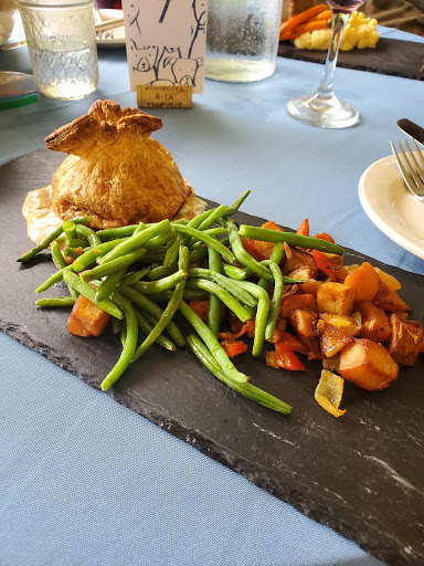 Winery «ThornCreek Winery», reviews and photos, 155 Treat Rd, Aurora, OH 44202, USA