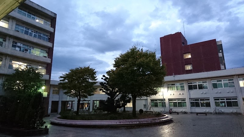 富山大学 工学部