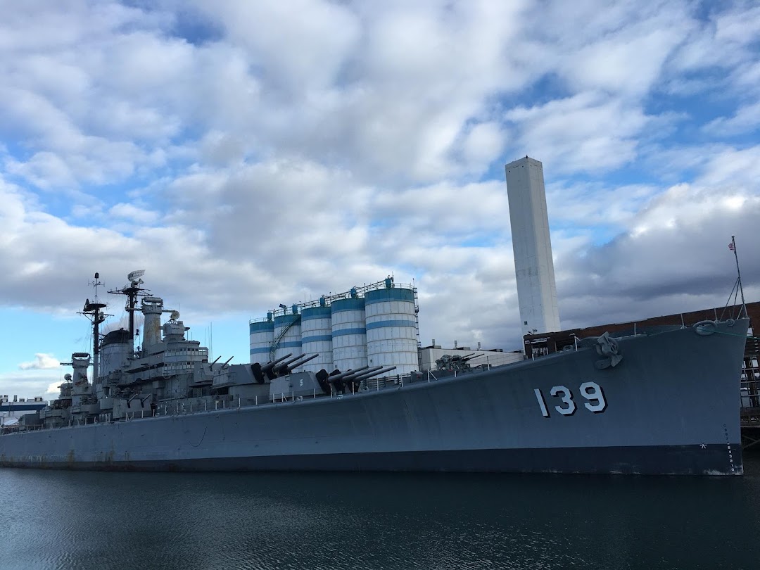 United States Naval Shipbuilding Museum & The USS Salem