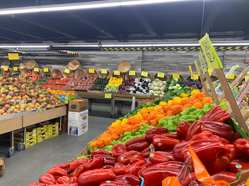 Grocery Store «Harvest Field Market», reviews and photos, 350 S Broadway, Tarrytown, NY 10591, USA