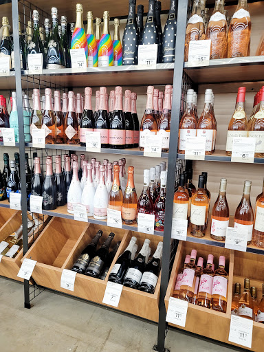 Furniture Store «Cost Plus World Market», reviews and photos, 2155 W 22nd St #500, Oak Brook, IL 60523, USA