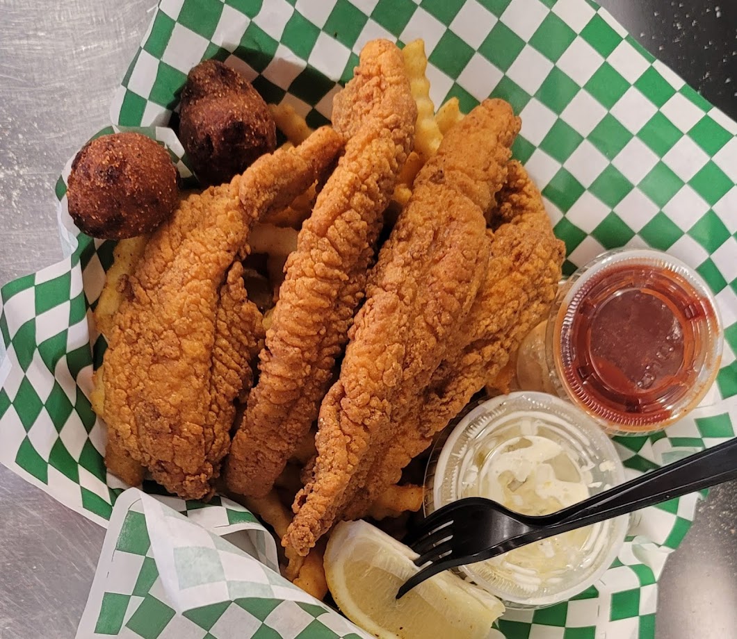 Deja Roux Cajun & Soul Food Truck