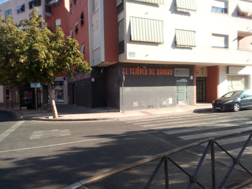 Información y opiniones sobre El Templo De Bambu de Guadalajara