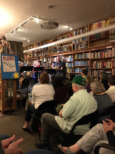 Book Store «Bird & Beckett Books & Records», reviews and photos, 653 Chenery St, San Francisco, CA 94131, USA